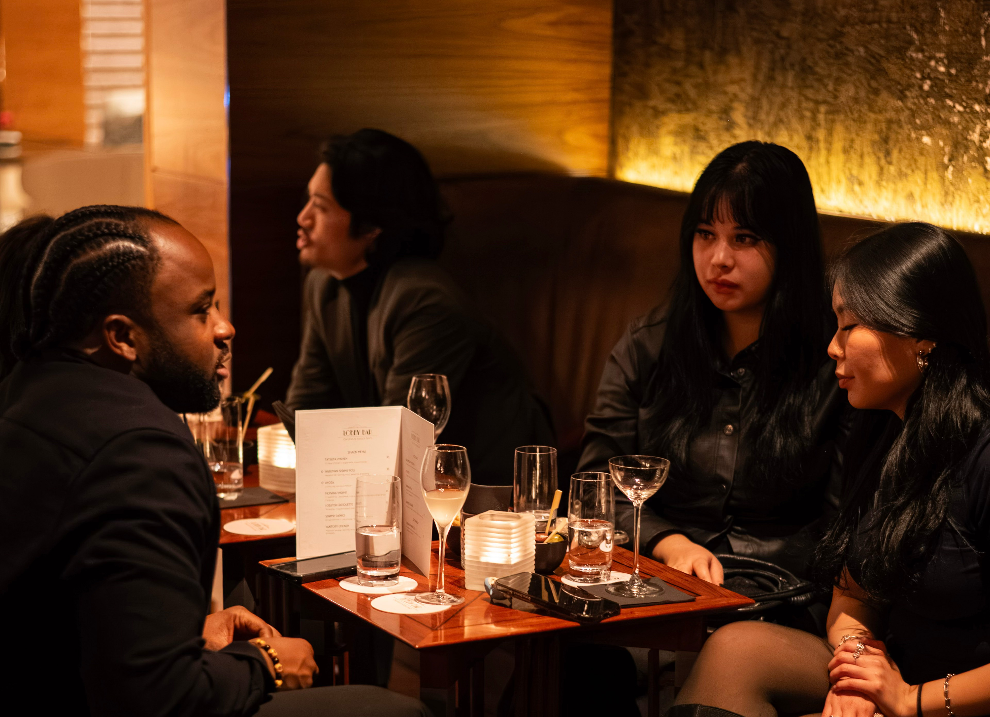 Listening bar